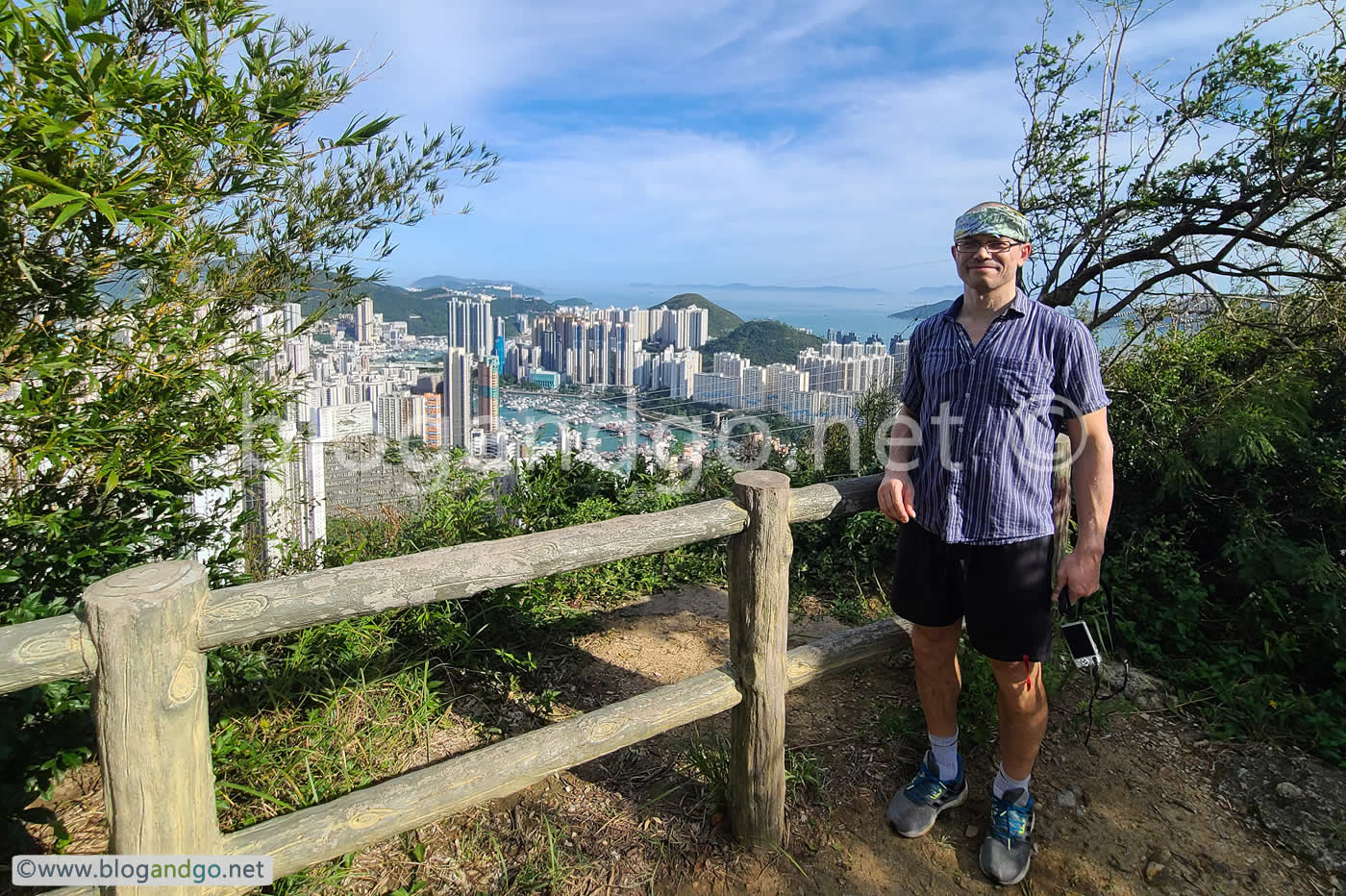 HK Trail 2 - Overlooking Aberdeen